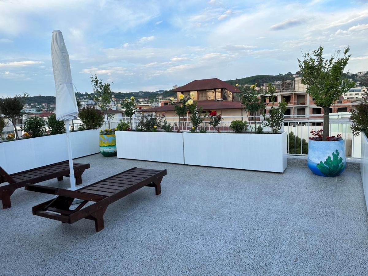 Paradise Rooftop Golem Golem  Eksteriør billede