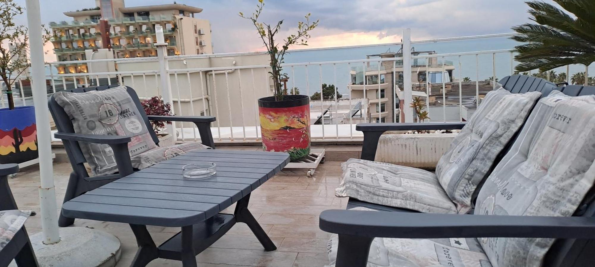 Paradise Rooftop Golem Golem  Eksteriør billede